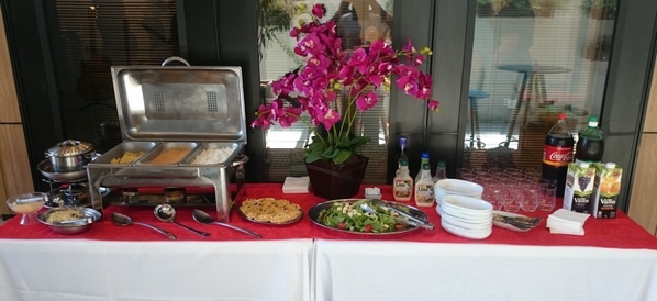 Evento Empresarial Buffet de Almoço Quartier Les Residences - Evento Empresarial Interno