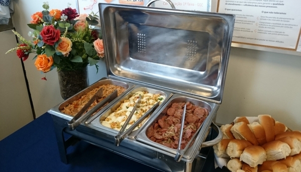 Onde Encontro Buffet para Almoço de Funcionários Casa Branca - Buffet de Almoço para Treinamento Empresarial